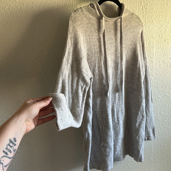 Pullover Grey Hoodie Sweater - Picture 3 of 7